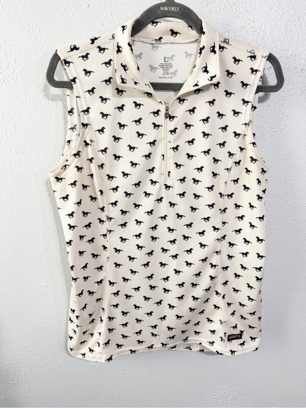Kerrits Ice Fil Cream Sleeveless Zip Polo with Black Horse Print large